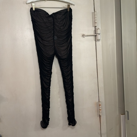PRETTY LITTLE THING Black ruched fully lined brand new leggings Sz.12 with tags - Picture 5 of 12